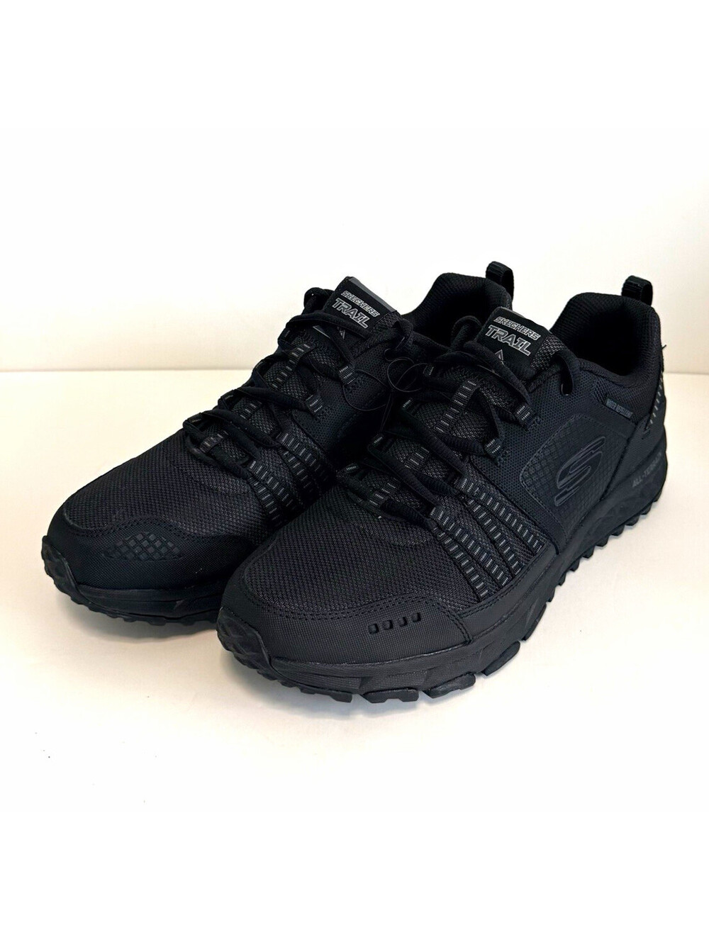 Skechers Escape Plan Men’s 11 Black All Terrain Trail Hiking Shoes 56255SA NWT